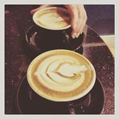 Emily Bett's photo