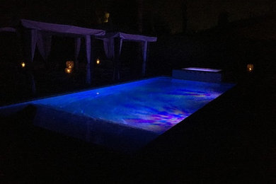 Inspiration for a modern pool remodel in Los Angeles