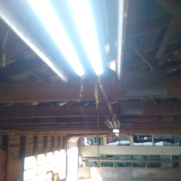 8 ft tube equestrian center led retrofit - 40 year old fixtures.