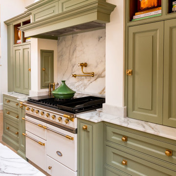 Traditional Shaker Kitchen