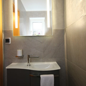 Ton in Ton Gäste-WC mit Glas-Handwaschbecken