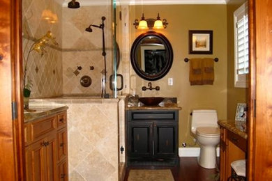 Example of a classic bathroom design in San Francisco