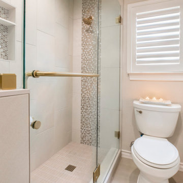 A Glamorous Guest Bathroom Reveal in Colleyville