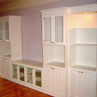 Traditional home cinema in Jacksonville.