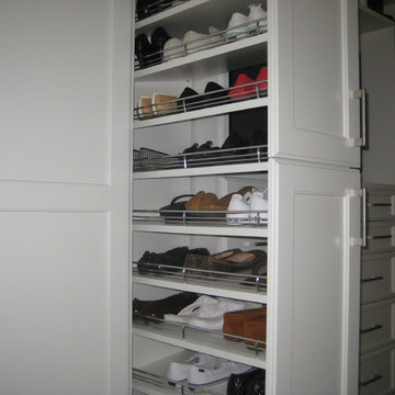 Wall to wall wardrobe and dresser