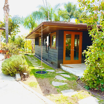 Montecito Heights | Black California Rancher Home
