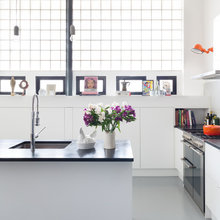 light kitchen wall