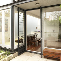 bay window - Windows And Doors