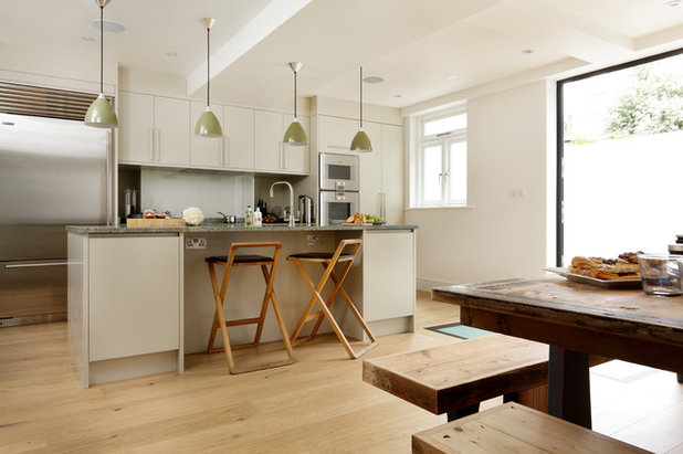 Contemporary Kitchen by Cue & Co of London