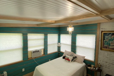 Example of a transitional home design design