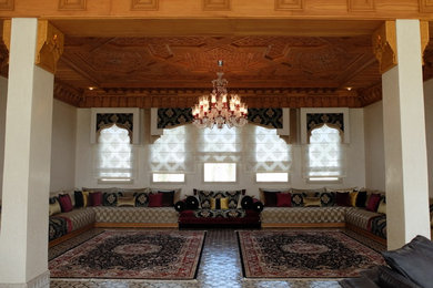 Transitional home design photo in Other
