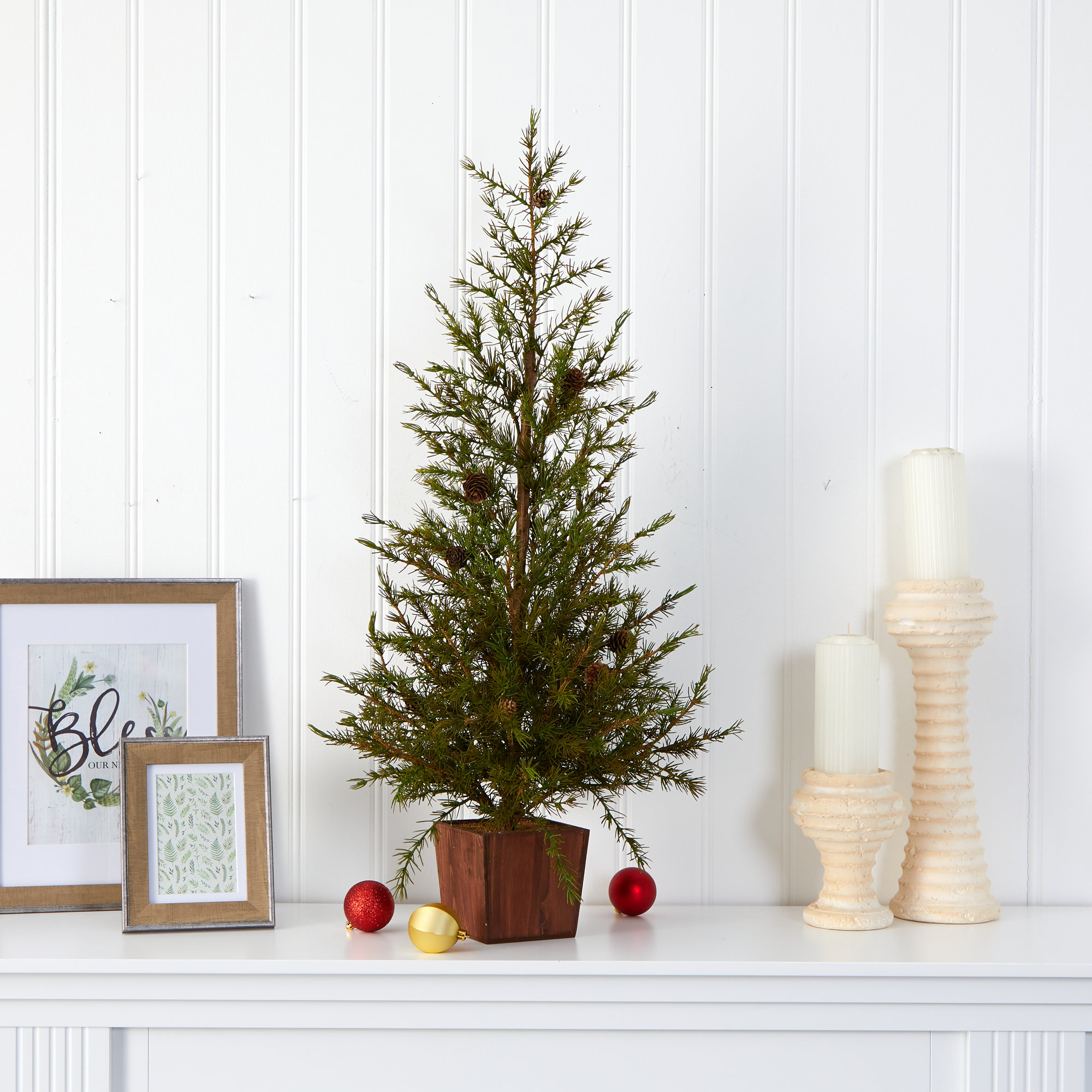 Looking for artificial christmas tree with pine cones schenectady
