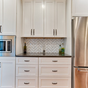 U Shape Kitchen Shaker White