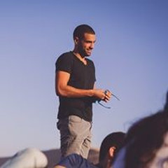 raz naim