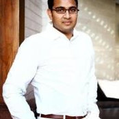 Hari Challas foto
