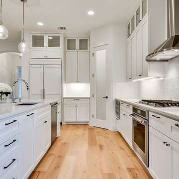 ATX Modern Farmhouse-Wire Brushed Rome White Oak