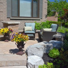 mirador front patio