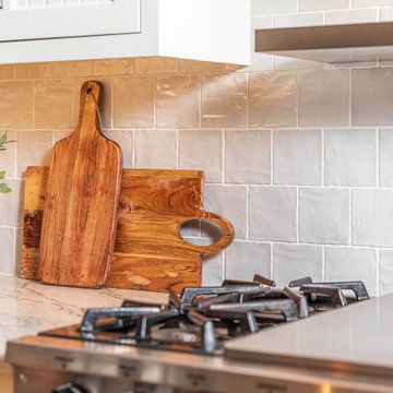 Backsplash and counter coordination