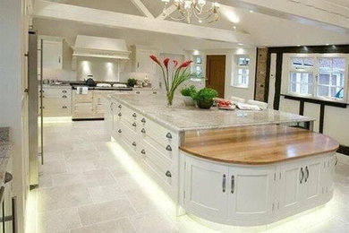 Inspiration for a large kitchen in London.
