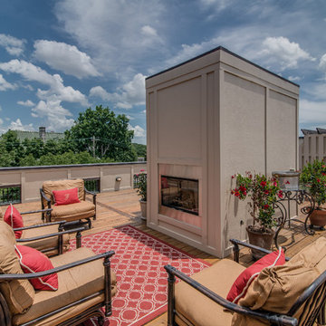 Rooftop Lounge