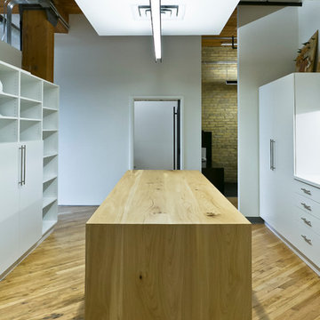 Prairie Architects Inc - Elm Project Table