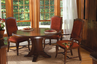Saloom Furniture New Castle Dining Sets and Case Pieces