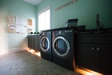 Laundry room - contemporary laundry room idea in Cincinnati