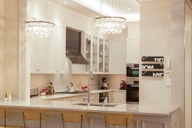 Example of a classic kitchen design in Boston