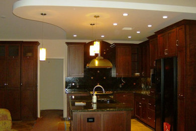 Inspiration for a contemporary kitchen remodel in Phoenix