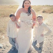 Robyn Hannah's photo