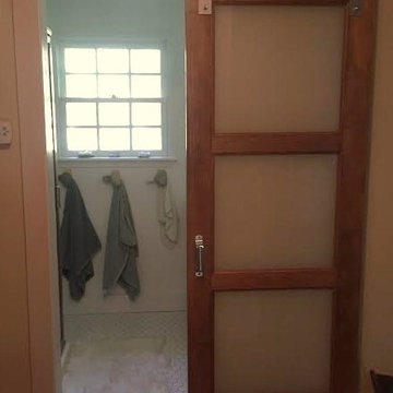 Creating More Space in Small Baths