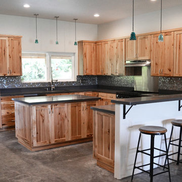 Eden Mosaic Tile Installations: River Rock Pattern Mosaic Stainless Steel Tile