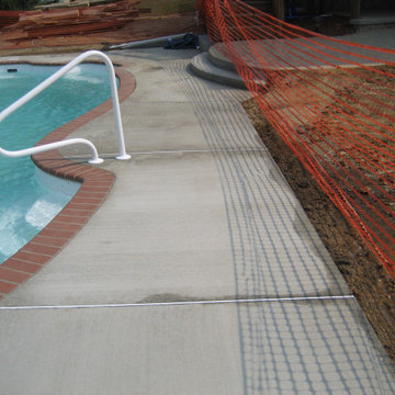 Regular concrete pool deck 0035