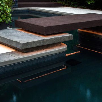 California Spa Retreat from a No-Tell Motel Pool