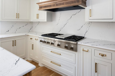 Inspiration for a kitchen remodel in Kansas City