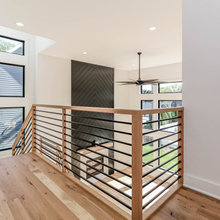 Entry/staircase
