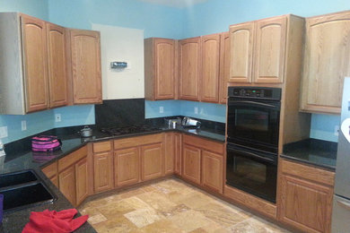 Inspiration for a timeless home design remodel in Las Vegas