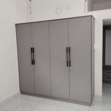 Wardrobes And Dressing Units