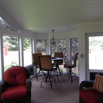 3 Season Sunroom using Vinyl 4 Track / Hollis, NH
