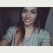 Kaitlin Moores foto