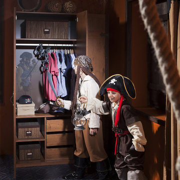 Pirate ship bedroom