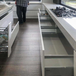 White Lacquer Cabinets for A Melbourne Villa - Major Kitchen Appliance Parts And Accessories
