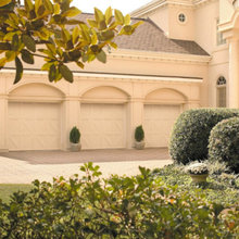 3 Car Garage