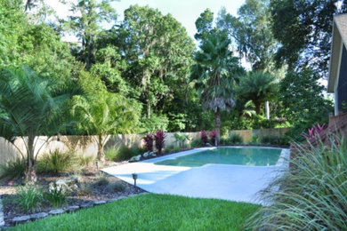 Pool - tropical pool idea in Miami
