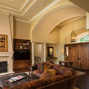 Willamette River Italian Villa