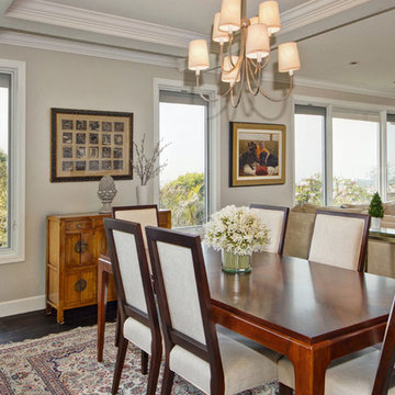 Contemporary-Traditional Interpretation Home