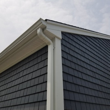 Mastic Cedar Discovery Vinyl Siding and TimberTech Rail System, Wareham, MA