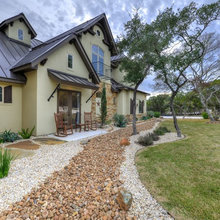 pole pine exterior