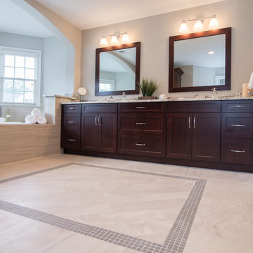 Open Contemporary Master Bathroom in Chantilly, VA