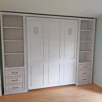 Traditional Queen Murphy Wall Bed with 2 Block Legs, 2 Side Pier Cabinets
